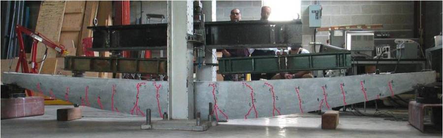 Fig. 14. Testing of variable section concrete beam.